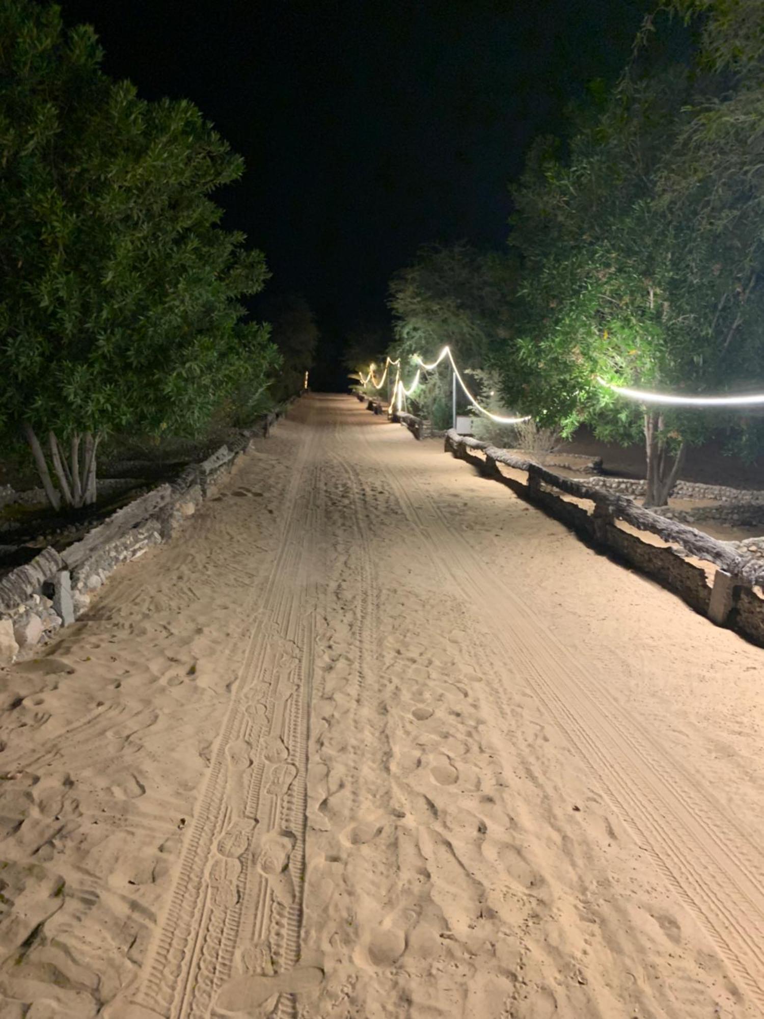 Golden Palm Oasis Ξενοδοχείο Fulayj al Masha'ikh Εξωτερικό φωτογραφία